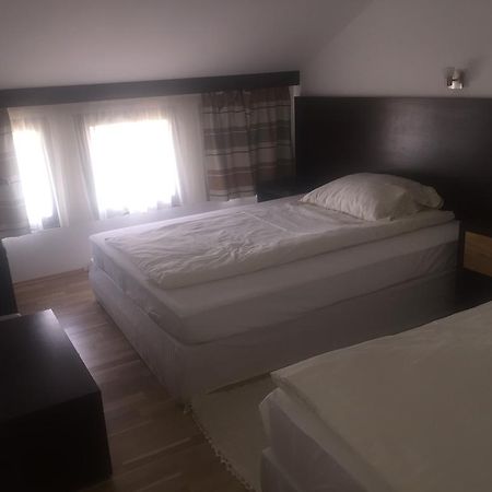 Magyar Golf Club Hotel Kisoroszi Kültér fotó