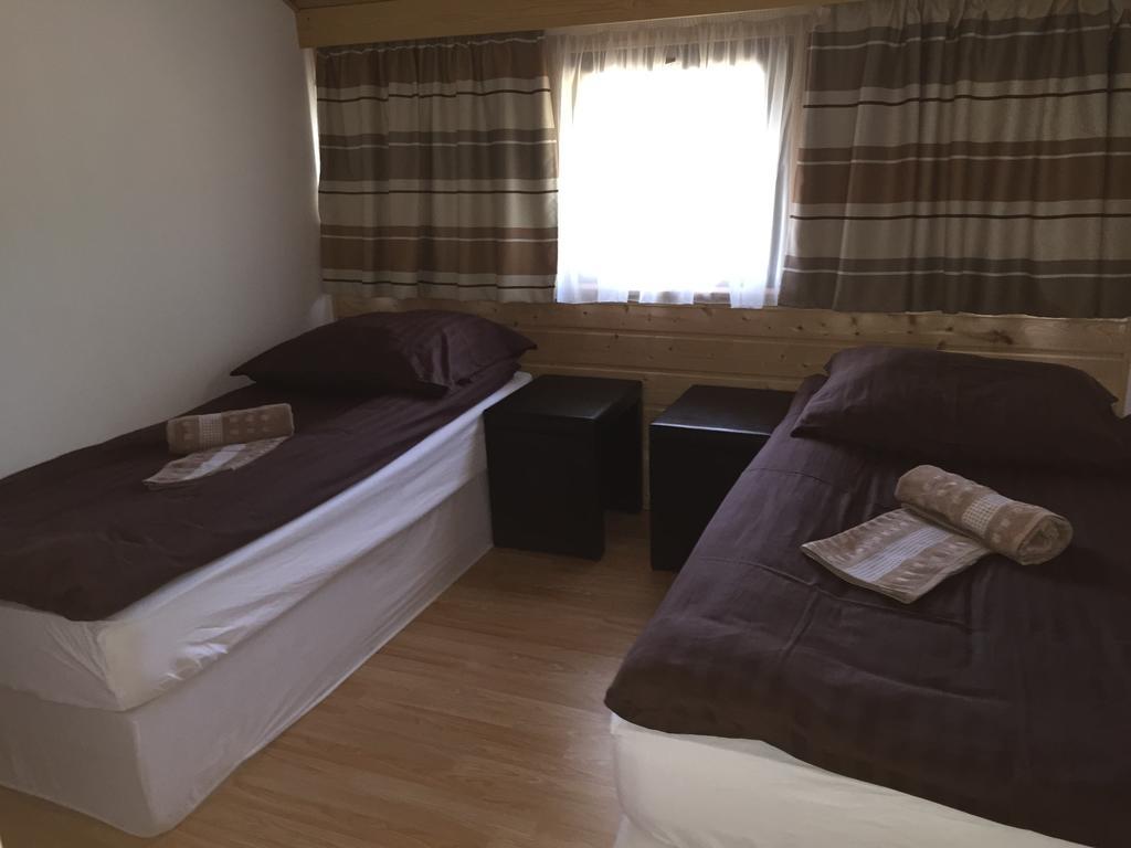 Magyar Golf Club Hotel Kisoroszi Kültér fotó
